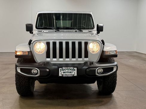 Used 2023 Jeep Wrangler Sahara image 29