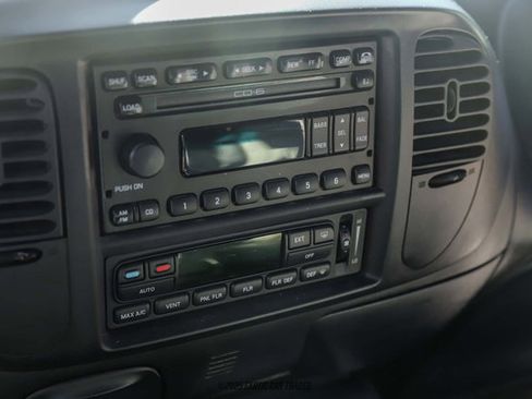 Used 2003 Ford F150 Harley-Davidson image 28