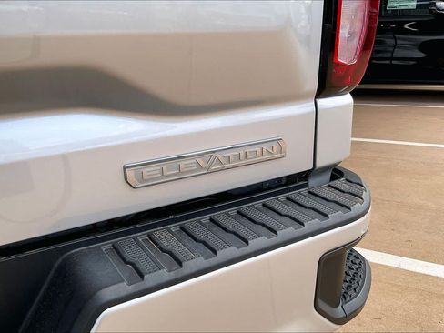 Used 2021 GMC Sierra 1500 Elevation AWD/4WD image 11