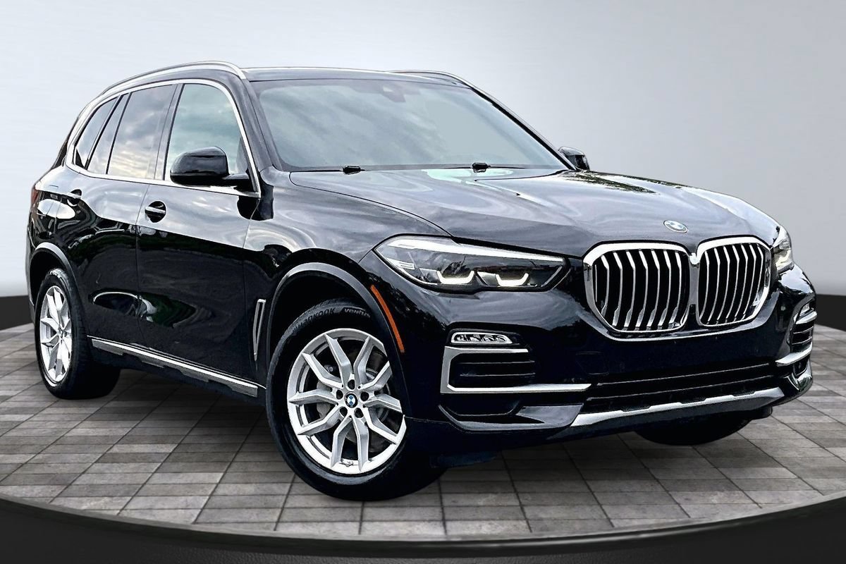 Used 2019 BMW X5 xDrive40i w/ Convenience Package AWD/4WD image 3