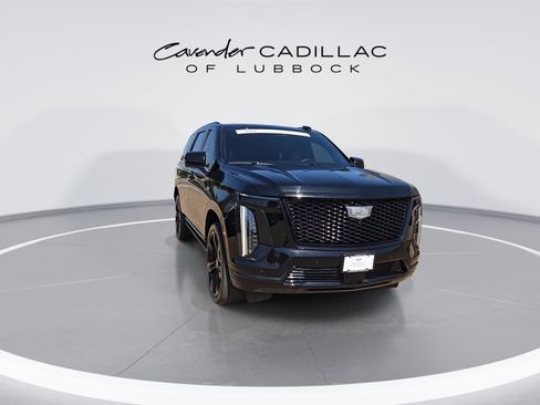 Certified 2025 Cadillac Escalade Sport Platinum w/ LPO, Floor Liner Package AWD/4WD image 2
