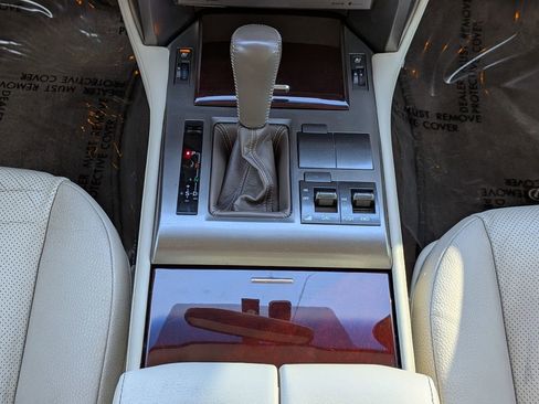 Used 2017 Lexus GX 460 image 19