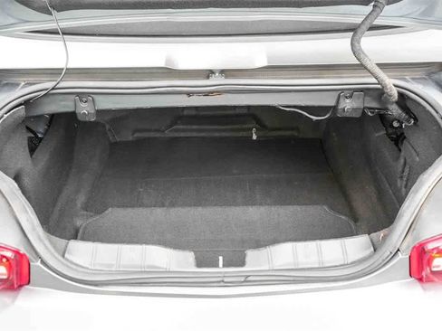 Used 2020 Chevrolet Camaro LT image 24