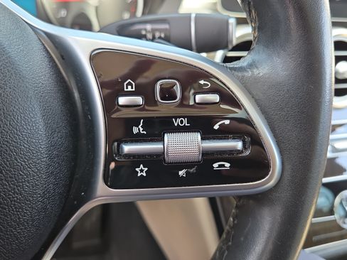 Used 2019 Mercedes-Benz C 300 Sedan image 24