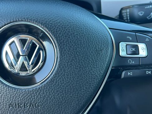 Used 2018 Volkswagen Atlas SE FWD image 20