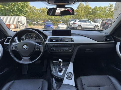 Used 2013 BMW 328i xDrive Sedan AWD/4WD image 32