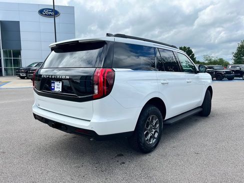 New 2027 Ford Expedition Active AWD/4WD image 5
