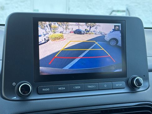 Used 2022 Hyundai Kona SEL FWD image 26