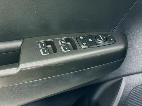 Used 2017 Kia Sportage LX w/ LX Popular Package image 15