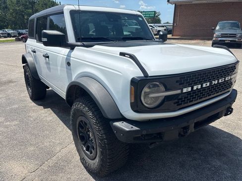 Used 2024 Ford Bronco Wildtrak AWD/4WD image 5