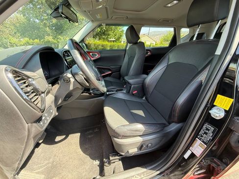 Used 2020 Kia Soul GT-Line Turbo FWD image 10