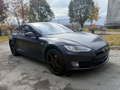 Used 2015 Tesla Model S P85D image 3