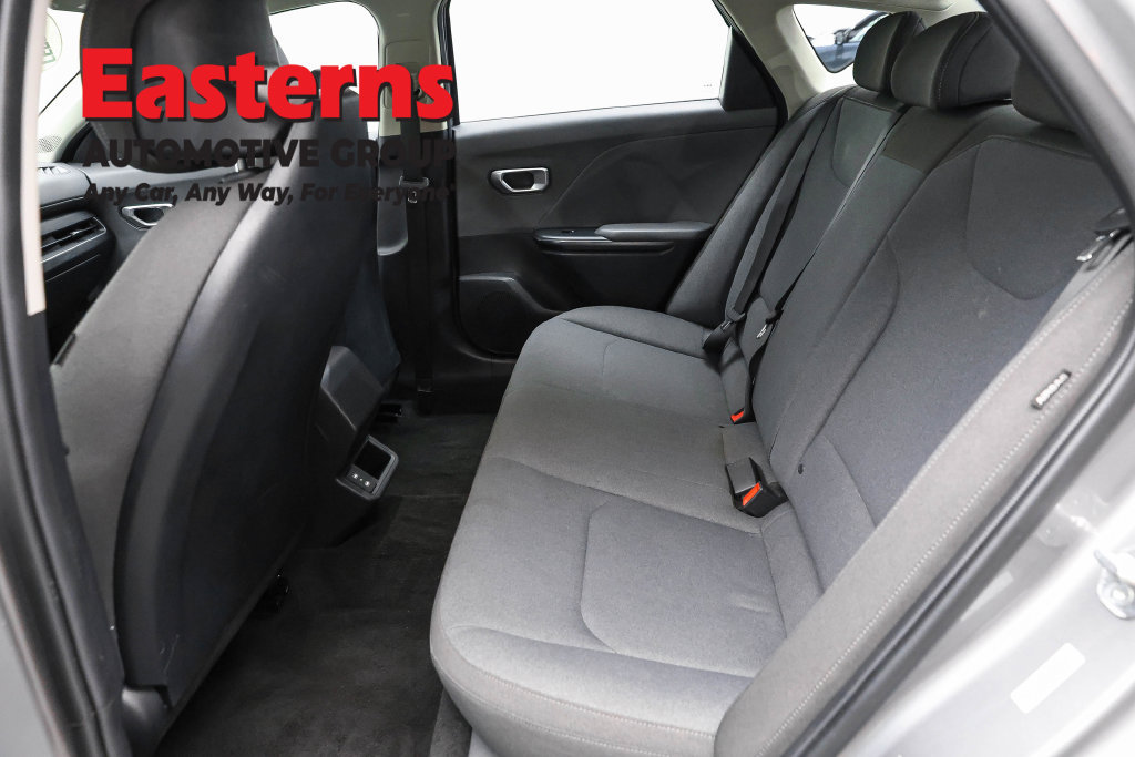 Used 2025 Kia K4 FWD image 21