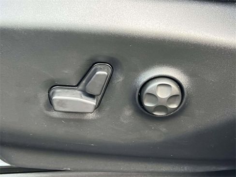 New 2026 Chrysler Pacifica Select image 29