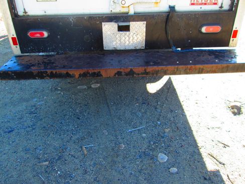 Used 2021 Chevrolet Express 3500 w/ Power Convenience Package image 7