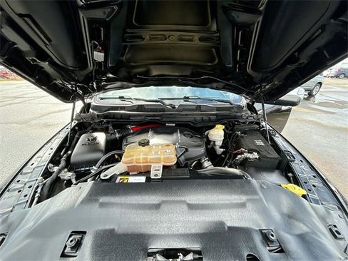 Used 2017 RAM 1500 Laramie w/ Convenience Group image 29