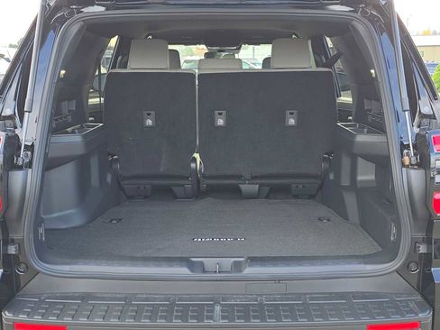 Certified 2025 Toyota 4Runner SR5 image 17