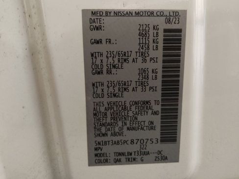 Used 2023 Nissan Rogue S image 33