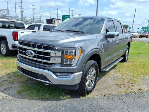 Used 2023 Ford F150 Lariat w/ FX4 Off-Road Package AWD/4WD image 3