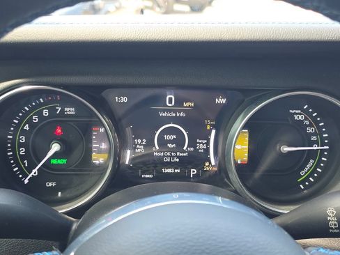 Used 2022 Jeep Wrangler Unlimited Rubicon 4xe w/ Cold Weather Group AWD/4WD image 40