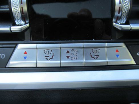 Used 2021 BMW 430i xDrive Coupe w/ Convenience Package image 36