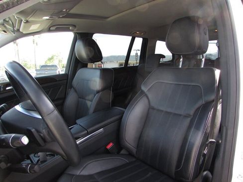 Used 2015 Mercedes-Benz GL 450 4MATIC w/ Parking Assist Package image 11