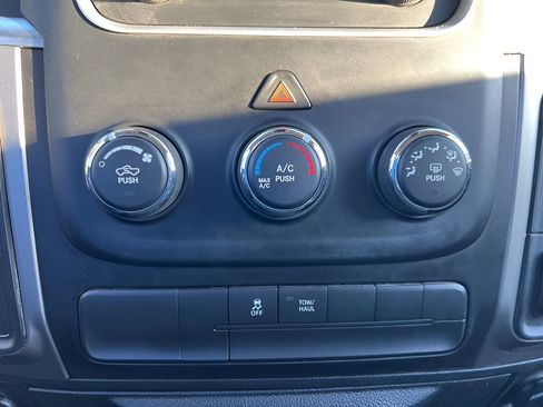 Used 2014 RAM 3500 SLT w/ Protection Group image 15