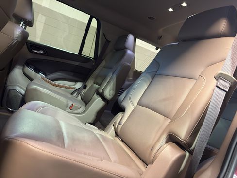 Used 2017 Chevrolet Tahoe Premier AWD/4WD image 32