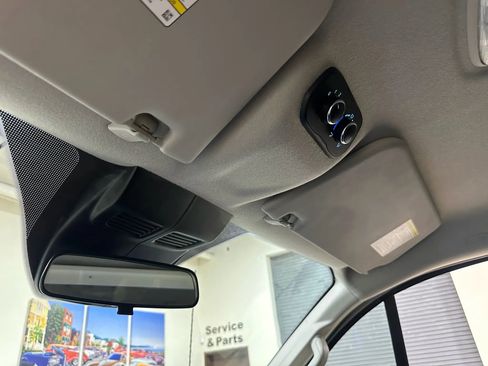 Used 2020 Ford Transit 150 XL image 42