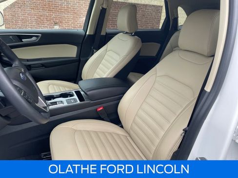 Used 2024 Ford Edge SEL w/ Convenience Package AWD/4WD image 11