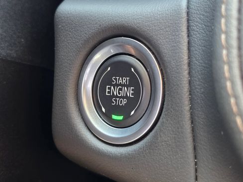Used 2024 Chevrolet Tahoe High Country w/ Advanced Technology Package AWD/4WD image 54