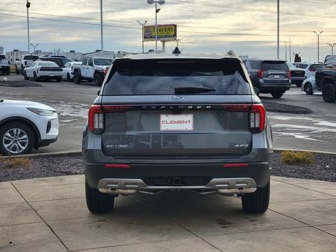 New 2025 Ford Explorer Active w/ Active Comfort Package AWD/4WD image 6