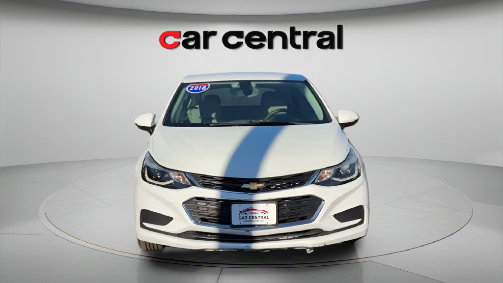 Used 2018 Chevrolet Cruze LT FWD image 8