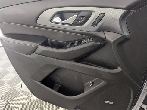 Used 2020 Chevrolet Traverse Premier w/ Redline Edition image 28