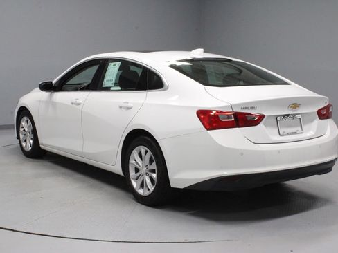 Used 2024 Chevrolet Malibu LT FWD image 9