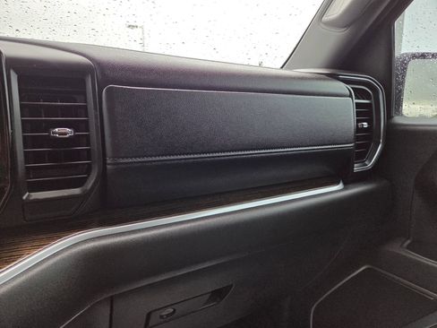 Used 2025 GMC Sierra 1500 Elevation AWD/4WD image 38