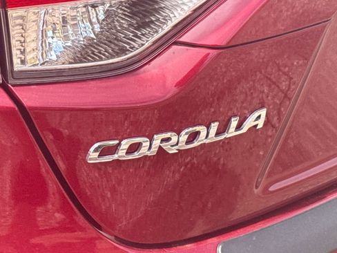 Used 2025 Toyota Corolla LE image 13