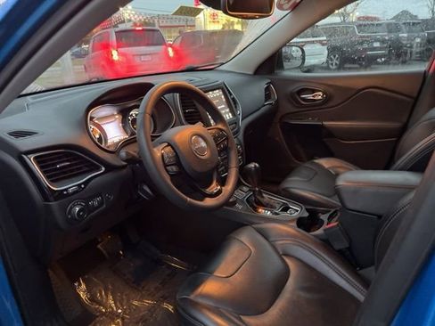 Used 2023 Jeep Cherokee Altitude Lux AWD/4WD image 6