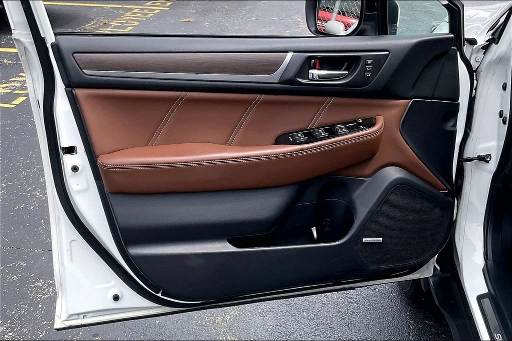 Used 2019 Subaru Outback 2.5i Touring AWD/4WD image 22