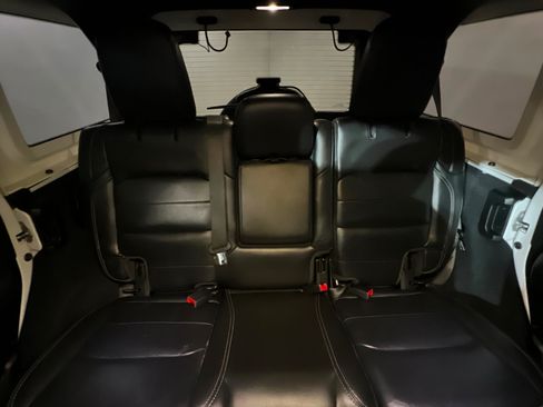Used 2020 Jeep Wrangler Unlimited Sahara AWD/4WD image 26