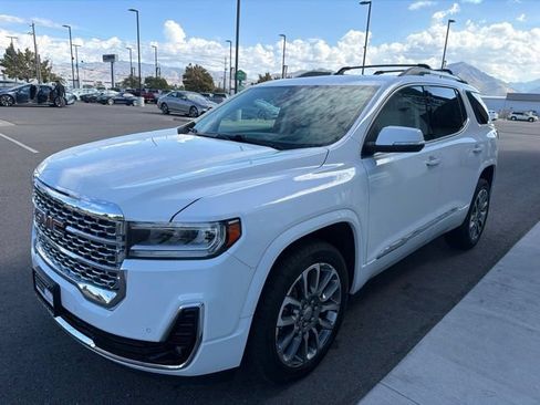 Used 2023 GMC Acadia Denali AWD/4WD image 3