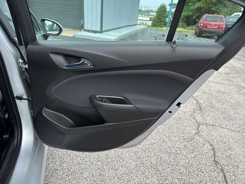 Used 2017 Chevrolet Cruze LT w/ Sun And Sound Package image 13