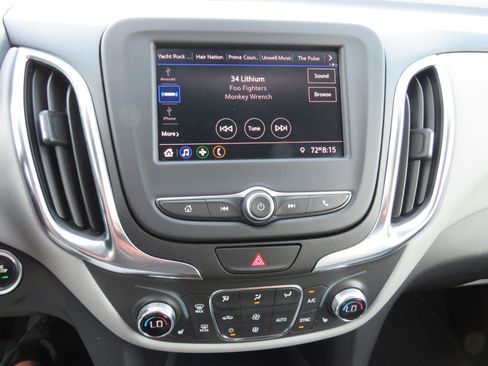 Used 2021 Chevrolet Equinox LT image 5