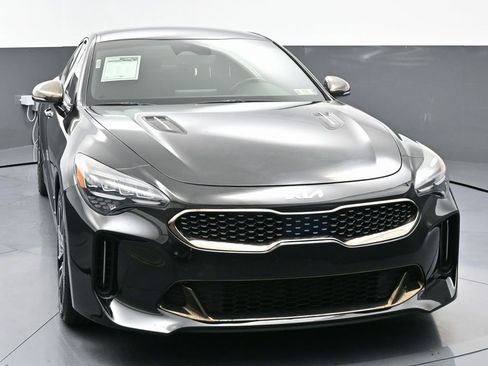 Used 2023 Kia Stinger GT-Line image 4