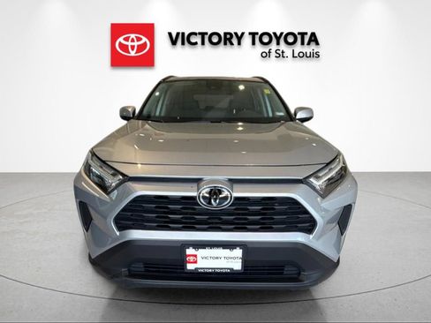 Used 2025 Toyota RAV4 XLE image 8