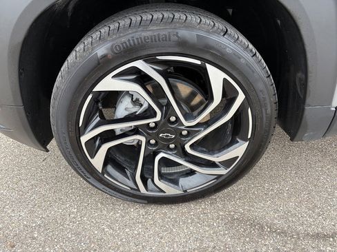 Used 2025 Chevrolet TrailBlazer RS w/ Convenience Package image 38