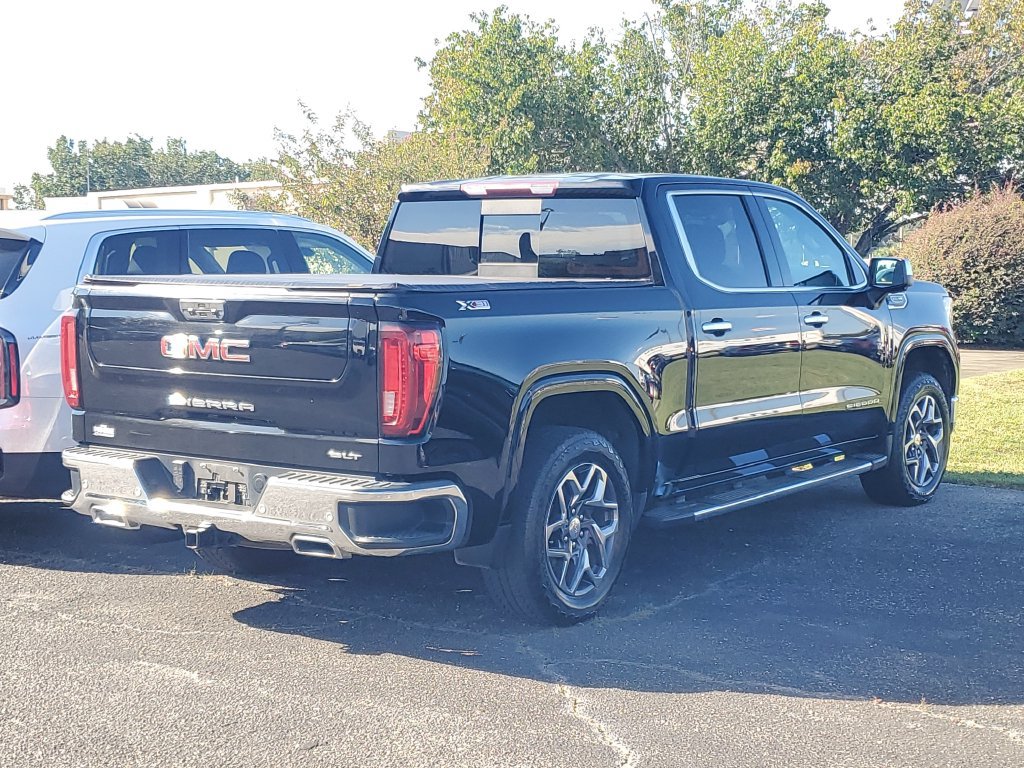Used 2022 GMC Sierra 1500 SLT w/ SLT Premium Plus Package AWD/4WD image 4