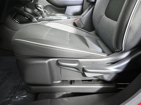 Used 2025 Chevrolet TrailBlazer LT w/ LT Cold Weather Package image 21