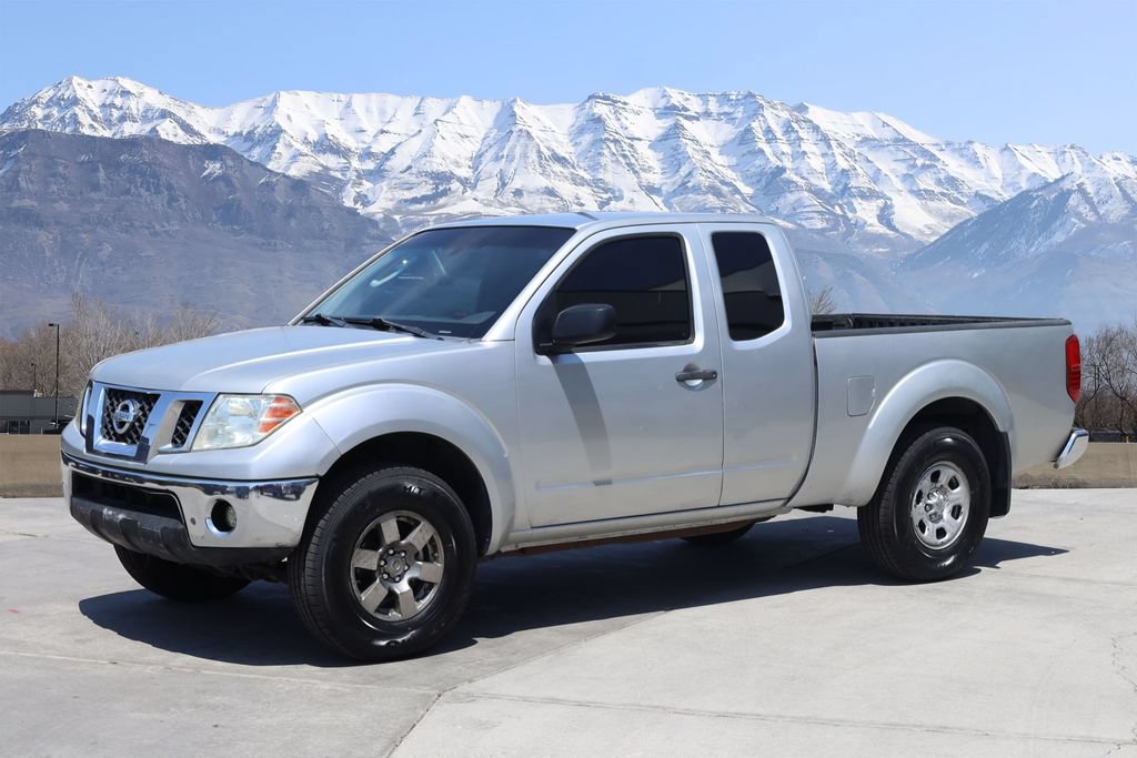 Used 2009 Nissan Frontier SE w/ Power Pkg RWD image 2