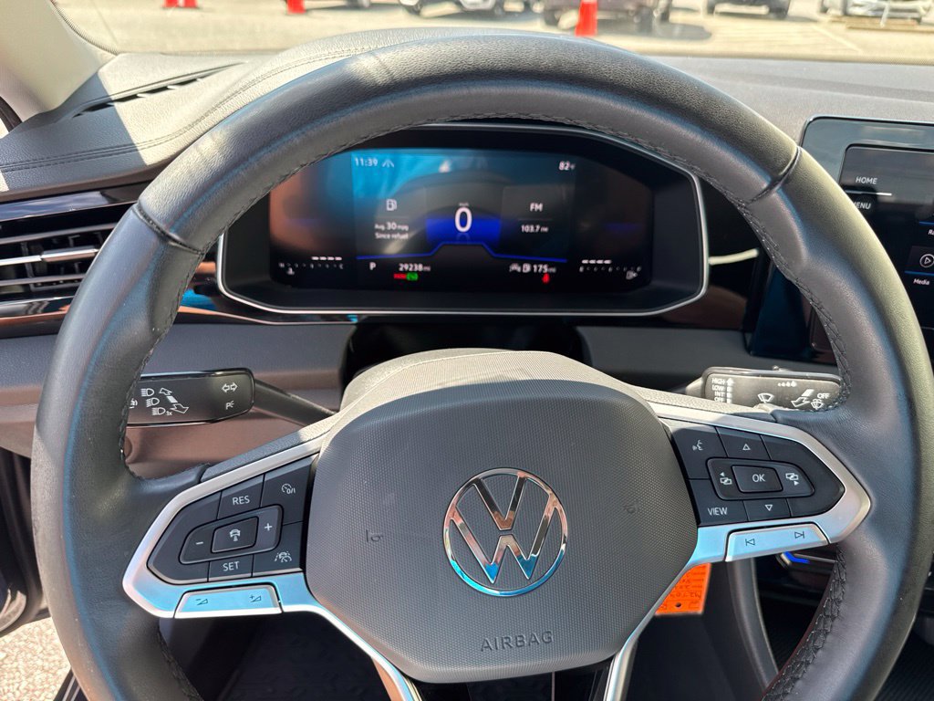 Certified 2025 Volkswagen Jetta S FWD image 29
